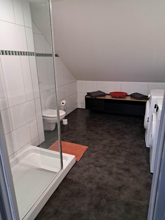 Studio Spacieux Et Elegant Au Coeur De Bourbourg - Gare A Proximite Extérieur photo